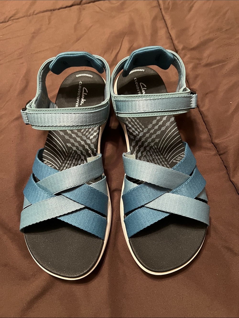 NWOT Clarks Cloudsteppers Two-Tone Blue Strappy Sandals
